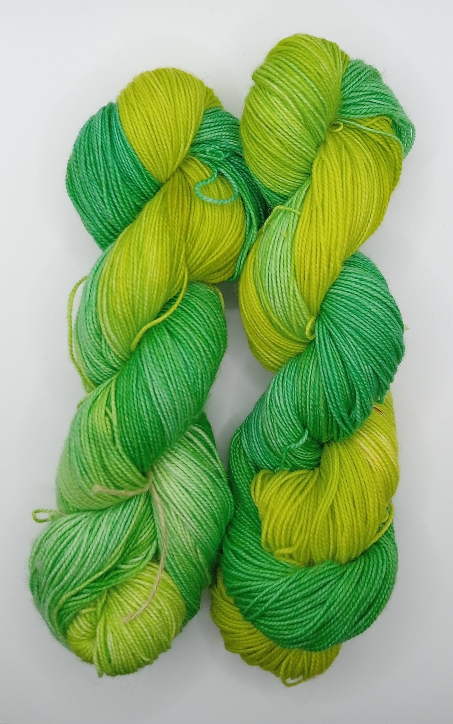 100G hand dyed Bluefaced Leicester/Nylon High Twist sock yarn - "Lime sorbet"