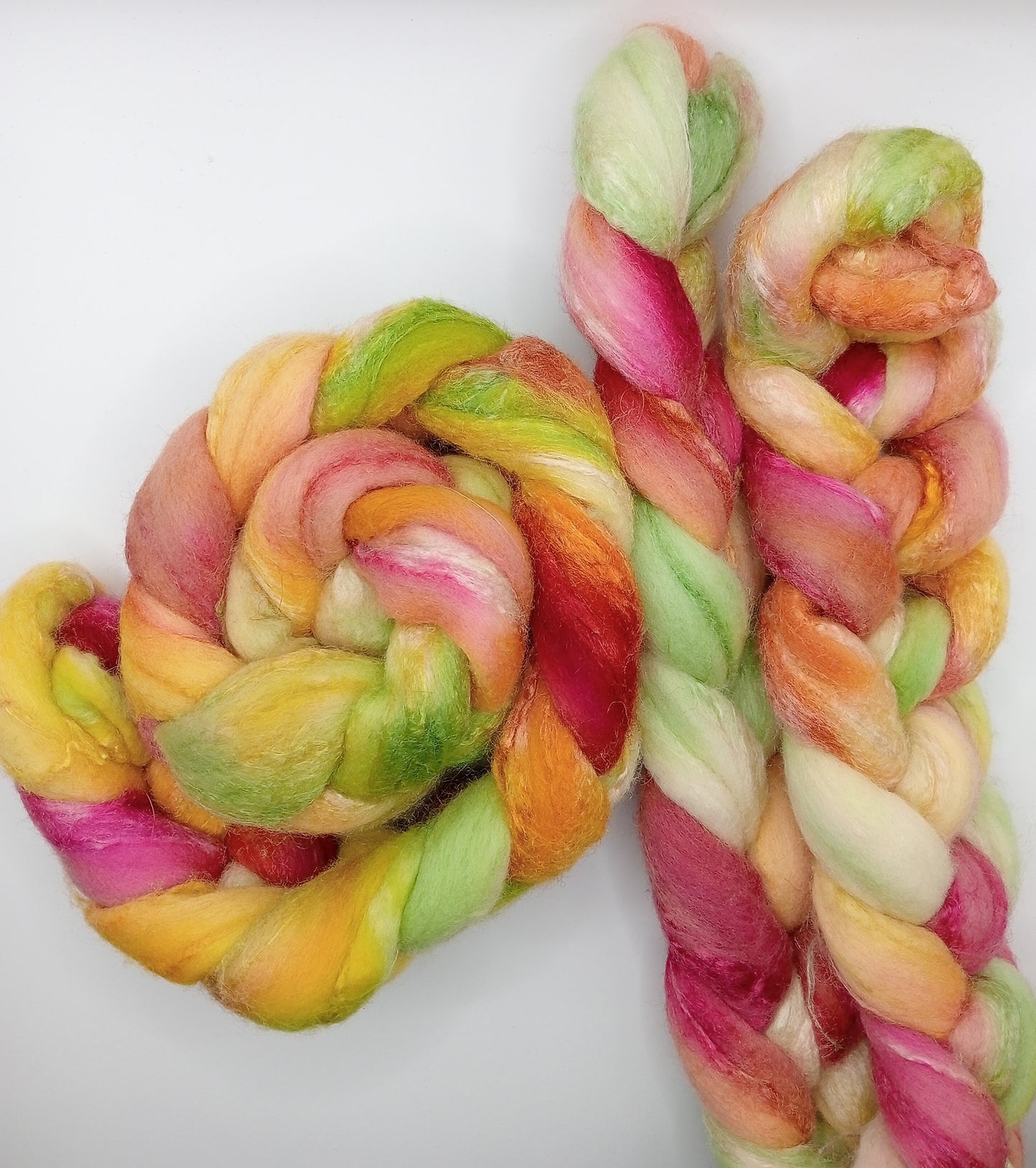 100G Merino/Tussah Silk hand dyed fibre combed top - "Sweet Pea"