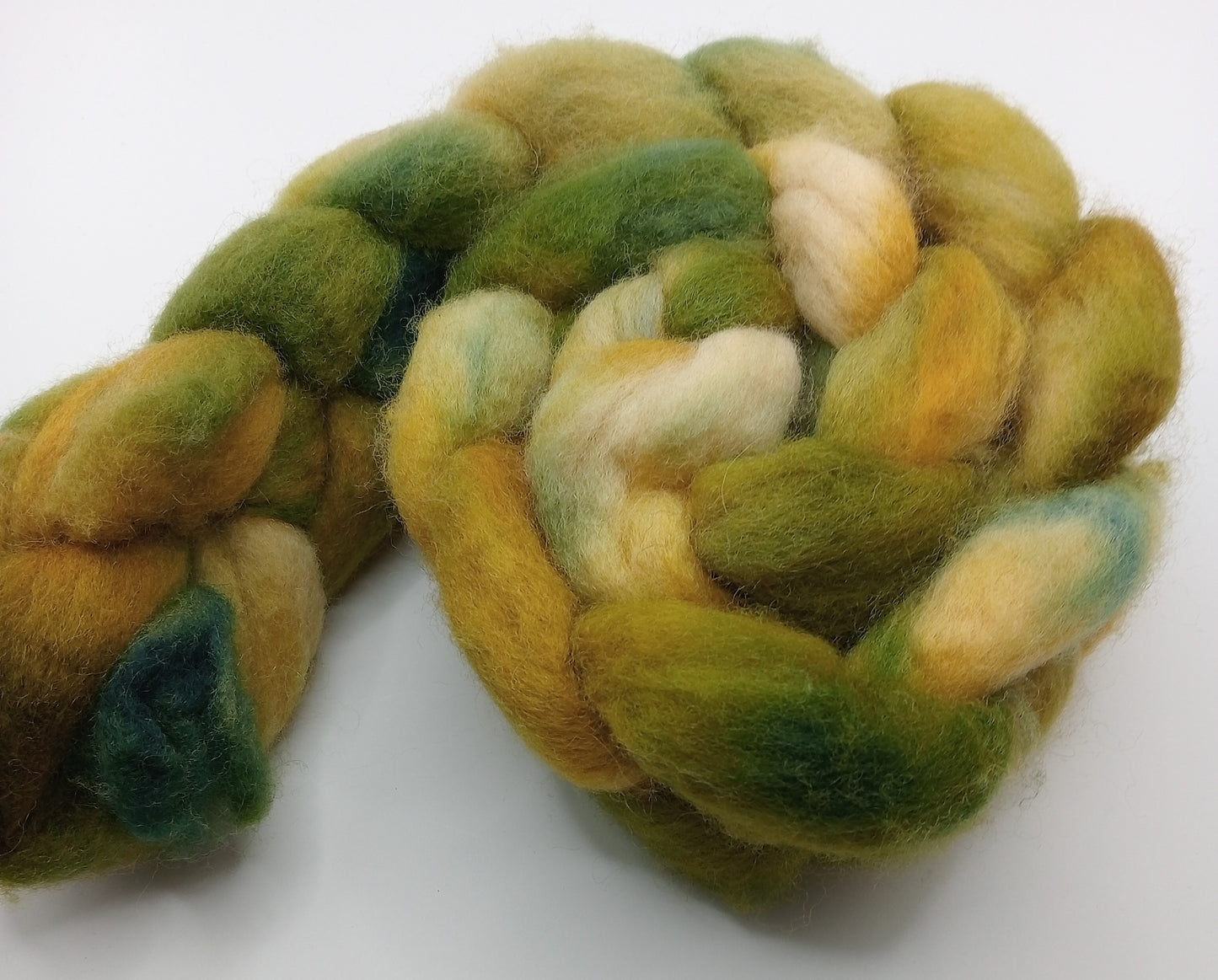 "Olive Grove" Bluefaced Leicester hand dyed luxury blend 100g"